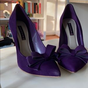 Purple Pumps
